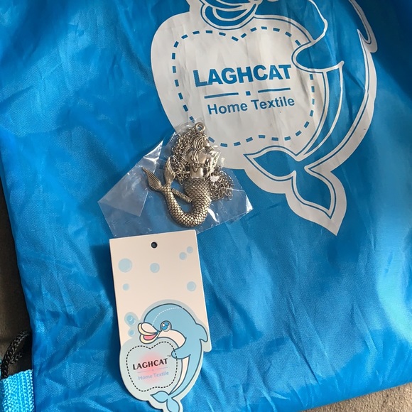 Laghcat mermaid tail blanket (blue) - Picture 6 of 10